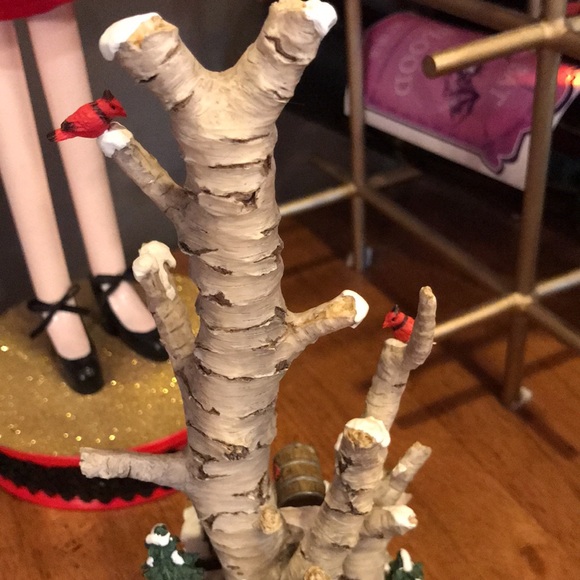 Retired Department 56 Village Burch tree cluster. Used in excellent condition. - Picture 9 of 14